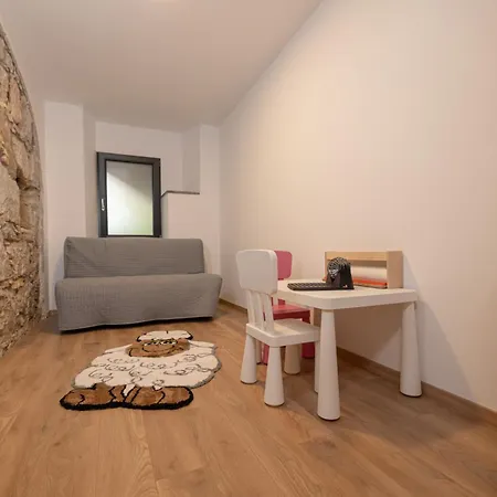 Nai With Private Jacuzzi And Parking *